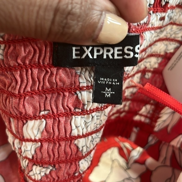 EXPRESS  Red White Floral Smocked Halter Top Size Medium - Picture 7 of 9